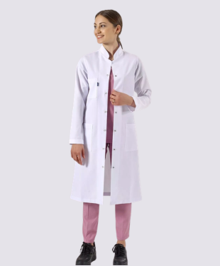 Ženski medicinski mantili